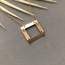 Load image into Gallery viewer, Hinged Square - N80
