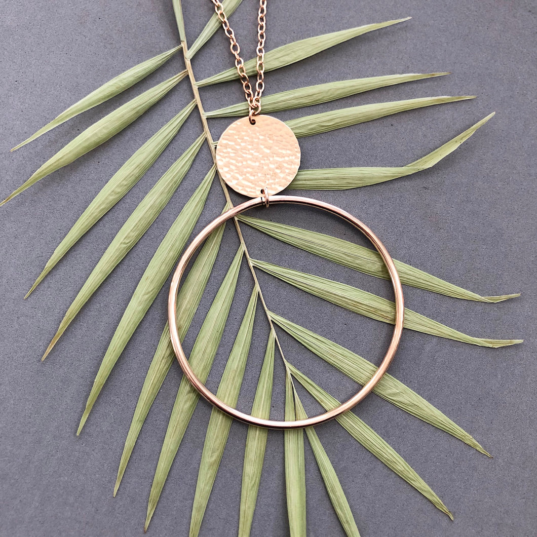 Hoop and disc necklace - N27