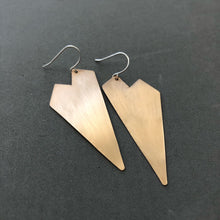 Load image into Gallery viewer, Geometric Heart Earrings - E88
