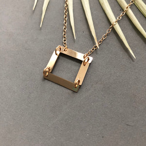 Hinged Square - N80