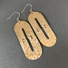Load image into Gallery viewer, Double arch earrings - E95
