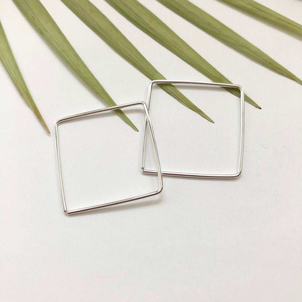 Square Hoop Earrings - W8