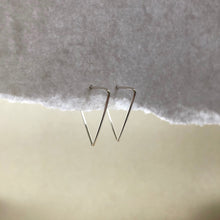 Load image into Gallery viewer, Triangle Hoop Earrings - W3
