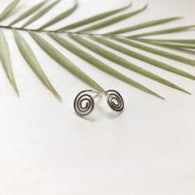Load image into Gallery viewer, Spiral Earrings - W6
