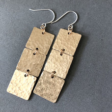 Load image into Gallery viewer, Square trio earrings - E93
