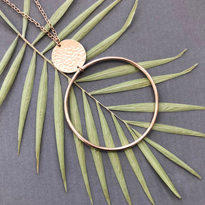 Hoop and disc necklace - N27